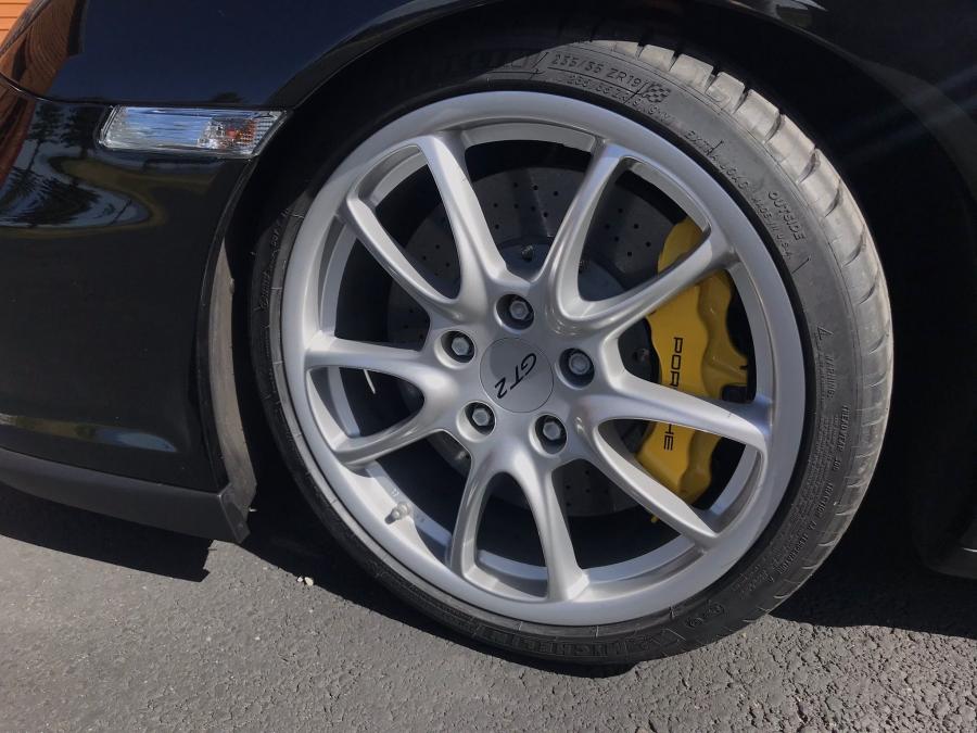 Колеса Porsche 911 GT2 (997) 2008 года  (NA) (фото 35 из 107)